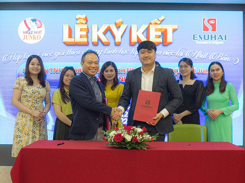 Esuhai-Group-ki-ket-hop-tac-cung-cong-ty-TNHH-Phat-trien-Nguon-nhan-luc-va-Nhat-ngu-Junko