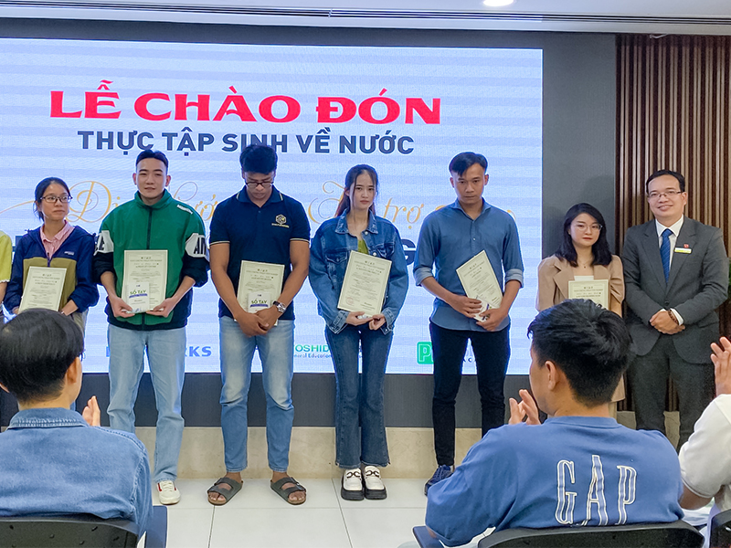 Esuhai-Group-han-hoan-chao-don-63-bạn-thuc-tap-sinh-ve-nuoc-thang-3-2023